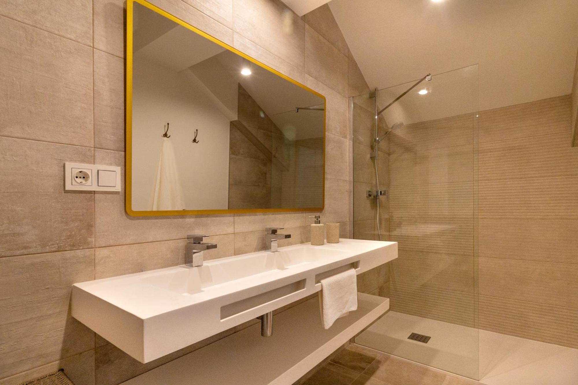 Nt Luxury Central Duplex With Terrace & Parking Malaga Ngoại thất bức ảnh